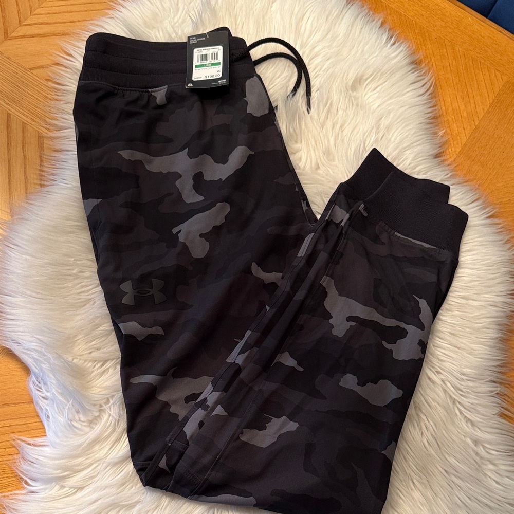 Under Armour Black and Gray Camouflage Pants